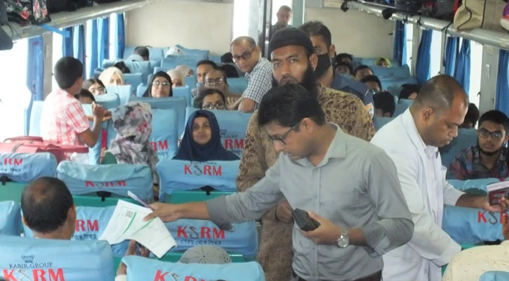 এক দিনে ১৪৯ ট্রেনে অভিযান; টিকিটবিহীন ৫২২০ যাত্রী শনাক্ত