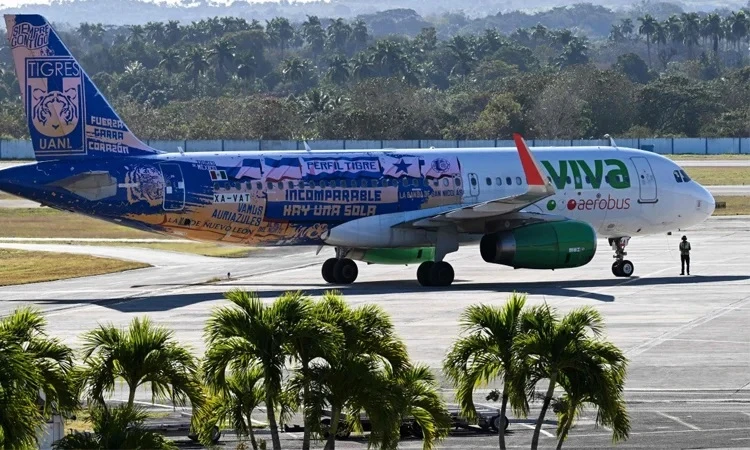 কিউবায় ফ্লাইট স্থগিত করলো কানাডিয়ান বিমান সংস্থা